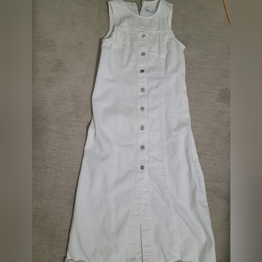 Zara Dress size small
